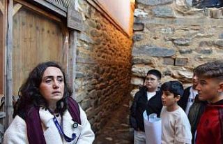 ’Adım adım, kadim Bursa’ gezileri başladı