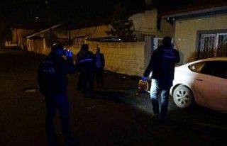 Aile içi kavgada 2 kişi yaralandı