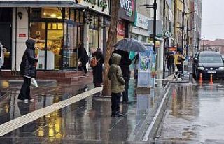 Aksaray’da gece başlayan sağanak etkisini sürdürüyor
