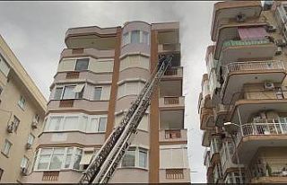 Alanya’da evde klima şalterinden çıkan yangın...