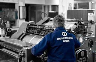 Anadolu Üniversitesi kamuda insan kaynağı verimliliğini...