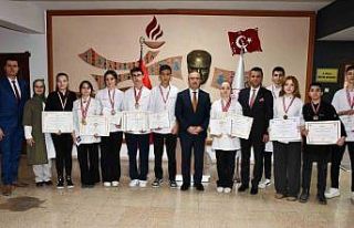 Antalya ve İstanbul’da 2 ayrı katılan Eskişehirli...