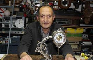 Artık malzemelerle yaptığı saate, bakan bir daha...