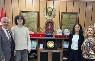 Aydın Fen Lisesi öğrencileri, ‘kutup’ projeleriyle...