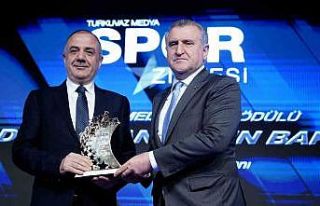 Bakan Osman Aşkın Bak: "2026 FIFA Dünya Kupası’na...