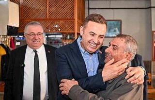 Başkan Ahmet Akın’dan Edremit’e çıkarma