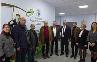 Başkan Akdoğan ve Milli Eğitim Müdürü Ataman,...