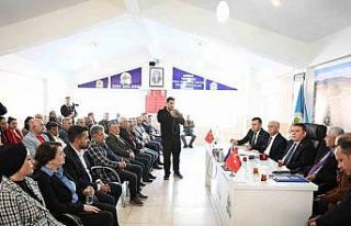 Başkan Böcek Demre’de açılış yaptı, incelemelerde...