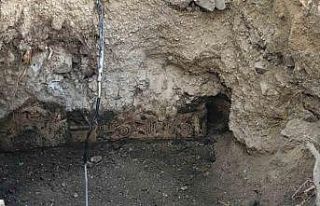 Belediye çalışanı gibi gelip şehrin göbeğinde...