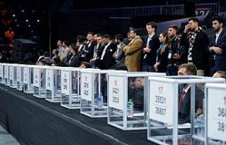 Beşiktaş’ta oy verme işlemi başladı