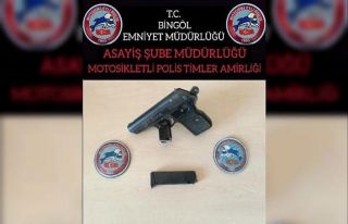 Bingöl’de ruhsatsız tabanca ele geçirildi