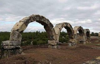 Blaundus Antik Kenti’nde 5 su kemeri ayağa kaldırıldı