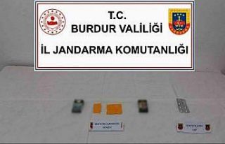 Burdur’da jandarmanın uyuşturucu operasyonunda...