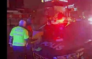 Çekmeköy’de polis aracına çarpan sürücü ve...