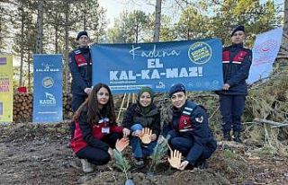 Çine’de fidanlar kadına şiddete karşı toprakla...