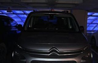 Citroen ön camı 4 ayda getiremedi