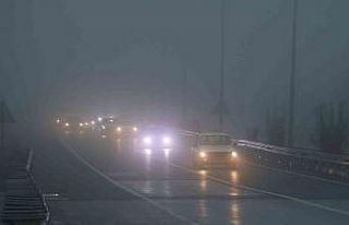 Denizli’de yoğun sis görüş mesafesini 10 metreye...