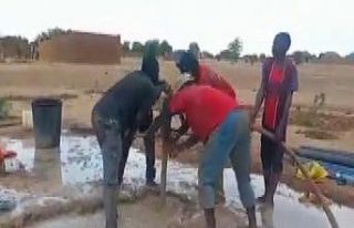 Deprem şehitleri anısına Afrika’da su kuyusu...