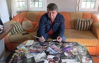 Depremin 22. ayında enkazdan çıkardığı fotoğrafları...