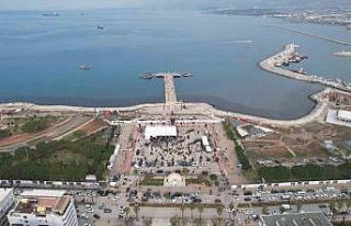 Depremle birlikte 80 santimetre kaymanın yaşandığı...