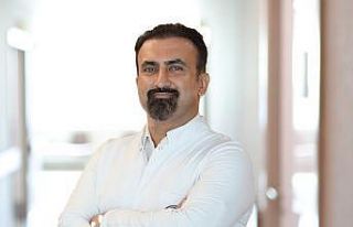 “Dijital göz sendromu, göz sulanmasına neden...