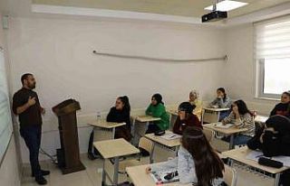 Doğan, öğrencilerin talebini yerine getirdi