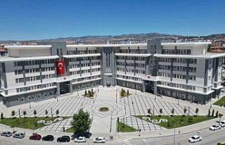 Dolandırıcılar belediye başkanının adını kullanıp...