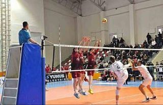 Efeler Ligi: TÜRŞAD: 0 - Ziraat  Bankkart: 3