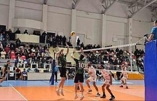 Efeler Ligi: TÜRŞAD: 2 - Cizre Belediye SK: 3