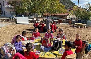 Eğirdir’de açık hava sınıfıyla doğa, eğitimle...