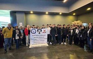 Elazığ’da polis ekipleri çocukları öğrencileri...