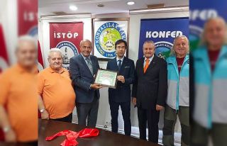 Emekli Başsavcı Şahiner’in kitabı, Yeşilay...