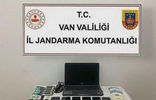 Erciş’te telefonlara IMEI klonlaması yapan iş...