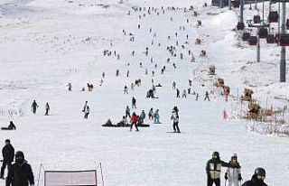 Erciyes’e hafta sonu ziyaretçi akını