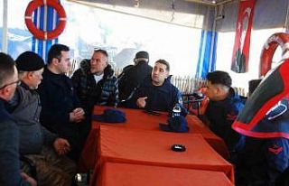 Erdek’te balıkçılara atık su bilgilendirme toplantısı