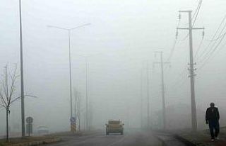 Erzincan’da sis etkisini sürdürdü