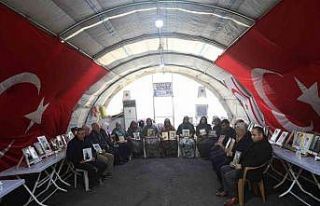 Evlat nöbetindeki baba: “Kürtlerin en büyük...