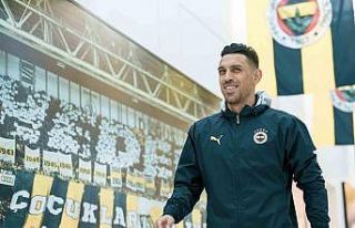 Fenerbahçe, Beşiktaş maçı için kampa girdi