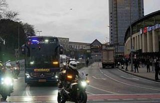 Fenerbahçe, Tüpraş Stadyumu’na ulaştı
