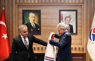 Gaziantep Üniversitesi’nde devir teslim töreni...