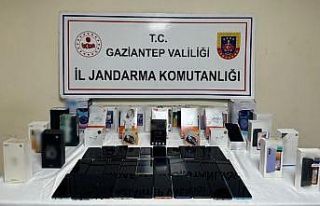 Gaziantep’te 1 milyon TL değerinde kaçak telefon...