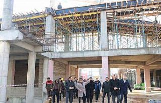 Gaziantep’te Kamil Ocak Spor Salonu yükseliyor