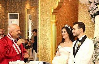 Gebze’de 2 bin 875 çift mutluluğa "evet"...