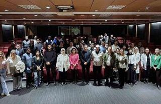 Geleceğin mühendisleriyle bir araya geldi