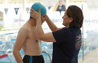 Görme engelli gencin hedefi milli sporcu olup, Avrupa’da...