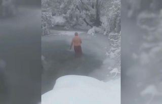 Gümüşhane’de 70 yaşındaki adam buz tutan çayda...