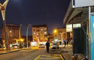 Hakkari Belediyesi’nden toplu taşıma duraklarına...