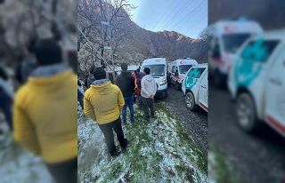 Hakkari’de dağdan düşen genç hayatını kaybetti