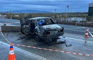 Hareket halindeki araç alev aldı: 2 ölü