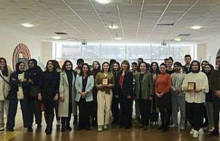 Hitit Üniversitesi’ndeki 4. Geleneksel Portre Resim...